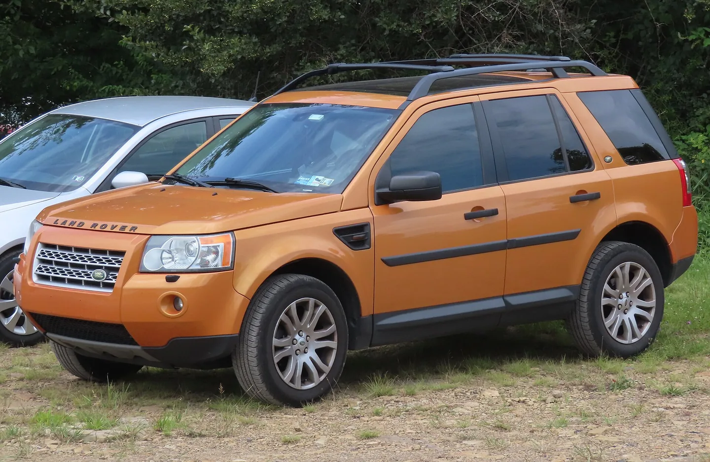 Land Rover LR2