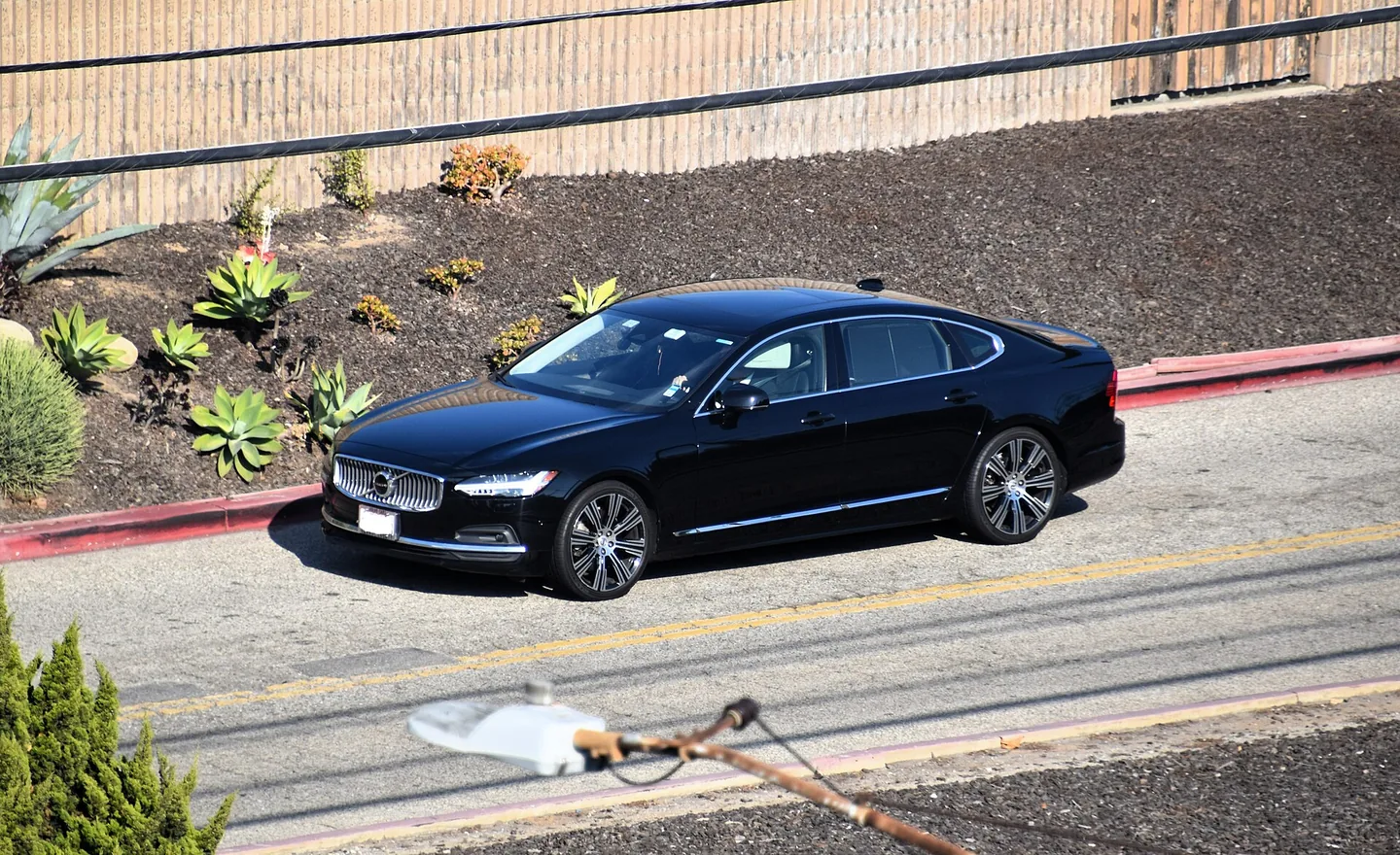 Volvo S90 B6